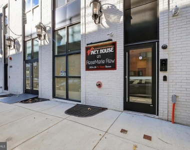 2034 N Front Street - Photo Thumbnail 29