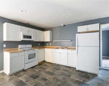 7328 Ryan Street - Photo Thumbnail 5