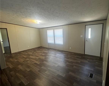 149 Burns Road - Photo Thumbnail 3