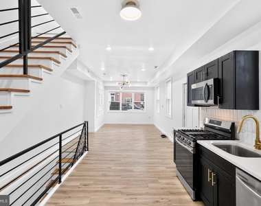 2613 Tulip Street - Photo Thumbnail 2