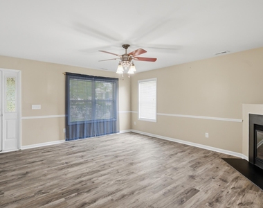 1301 Silver Drive - Photo Thumbnail 3