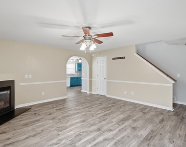 1301 Silver Drive - Photo Thumbnail 2