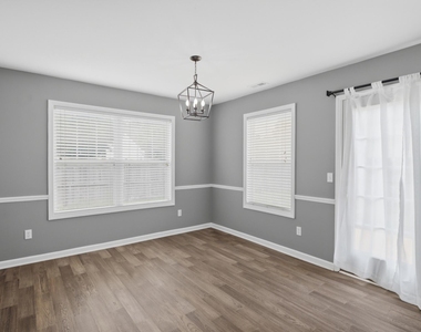 1301 Silver Drive - Photo Thumbnail 6
