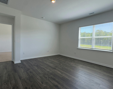 71 Saddle Mare Street - Photo Thumbnail 21