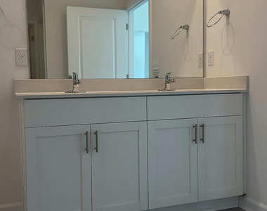 71 Saddle Mare Street - Photo Thumbnail 24