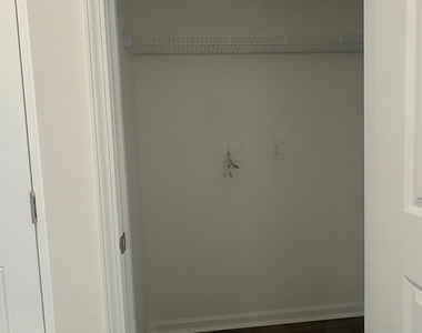 71 Saddle Mare Street - Photo Thumbnail 13