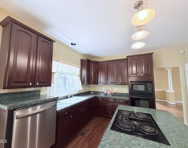 603 Harold Latta Drive - Photo Thumbnail 1