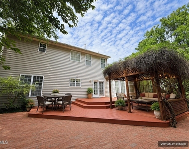 603 Harold Latta Drive - Photo Thumbnail 20
