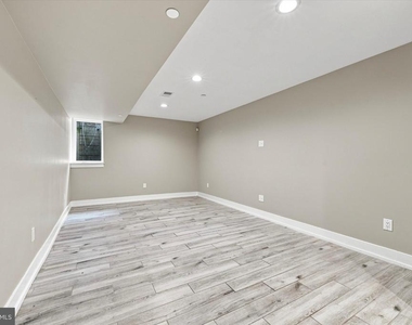 2344 N 3rd Street - Photo Thumbnail 11