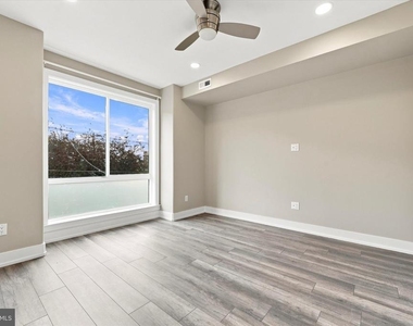 2344 N 3rd Street - Photo Thumbnail 16