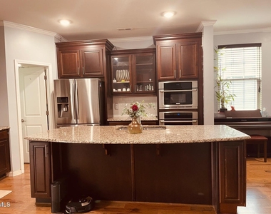 4860 Lily Garden Drive - Photo Thumbnail 8