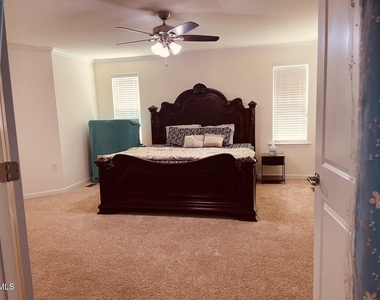 4860 Lily Garden Drive - Photo Thumbnail 40