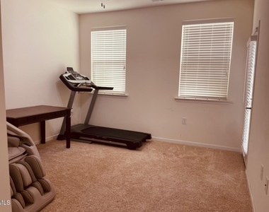 4860 Lily Garden Drive - Photo Thumbnail 31