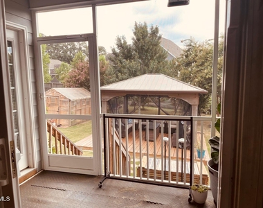 4860 Lily Garden Drive - Photo Thumbnail 17