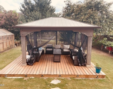 4860 Lily Garden Drive - Photo Thumbnail 19