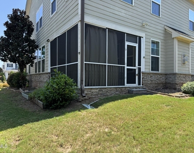 221 Hensley Oak Way - Photo Thumbnail 37