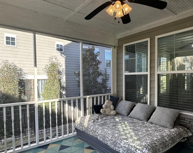 221 Hensley Oak Way - Photo Thumbnail 30