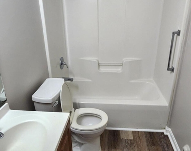 3023 Taybran Lane - Photo Thumbnail 5