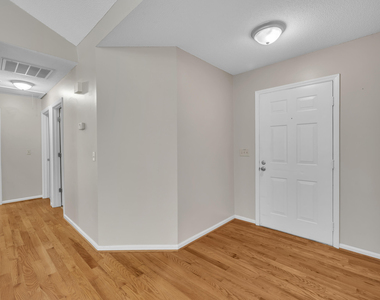 106 London Plain Court - Photo Thumbnail 5