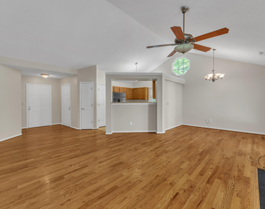 106 London Plain Court - Photo Thumbnail 8