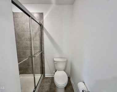 685 Mirkwood Avenue - Photo Thumbnail 15