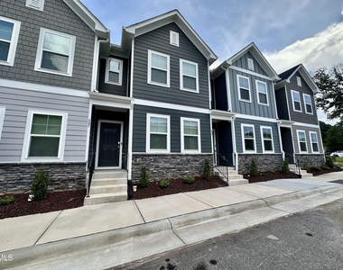 685 Mirkwood Avenue - Photo Thumbnail 1