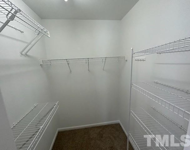 104 Tuscarora Lane - Photo Thumbnail 17