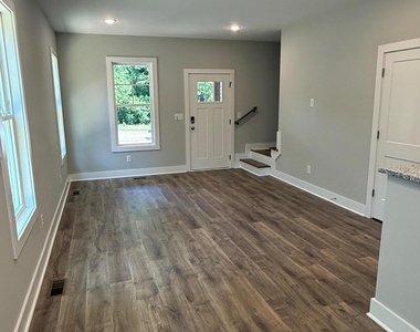 1328 Kent Road - Photo Thumbnail 2