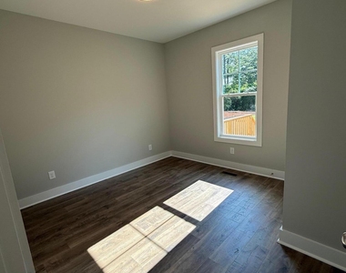 1328 Kent Road - Photo Thumbnail 4