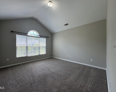 539 Writers Way - Photo Thumbnail 23