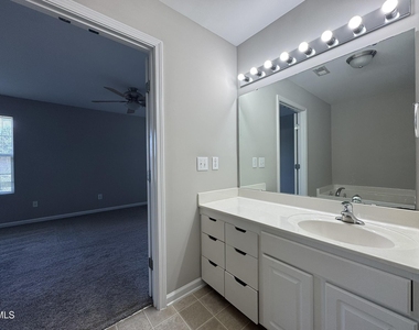 539 Writers Way - Photo Thumbnail 19