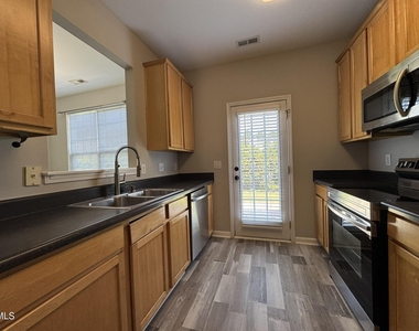 539 Writers Way - Photo Thumbnail 7