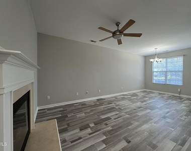 539 Writers Way - Photo Thumbnail 3