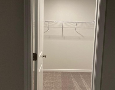 1014 Gemma Drive - Photo Thumbnail 22
