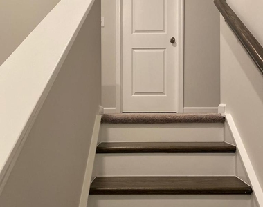 1014 Gemma Drive - Photo Thumbnail 11