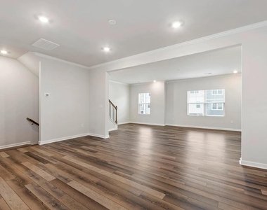 2137 Terrawood Drive - Photo Thumbnail 18