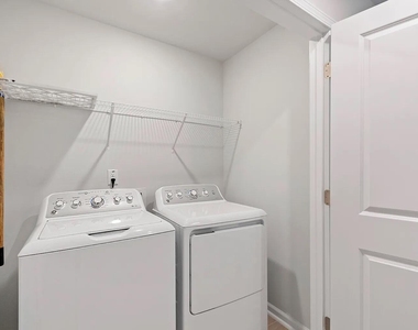 2137 Terrawood Drive - Photo Thumbnail 31