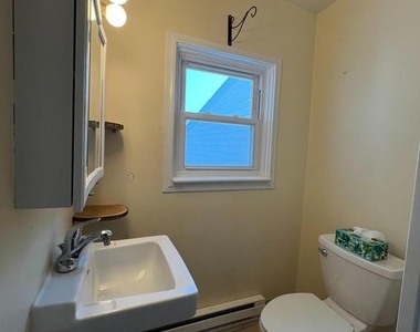 333 E Landis Street - Photo Thumbnail 6