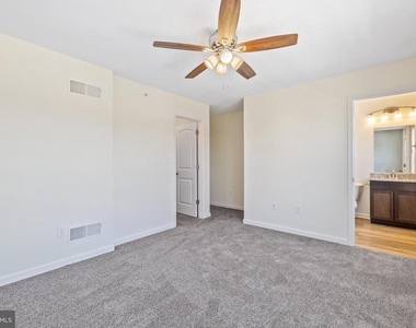 2055 Clinton Avenue - Photo Thumbnail 11