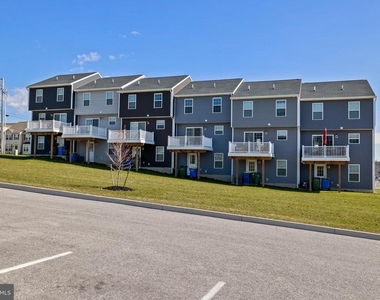 2055 Clinton Avenue - Photo Thumbnail 24