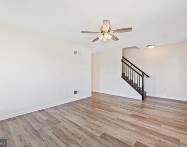 2055 Clinton Avenue - Photo Thumbnail 9
