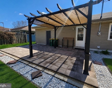 739 Stouffer Avenue - Photo Thumbnail 32