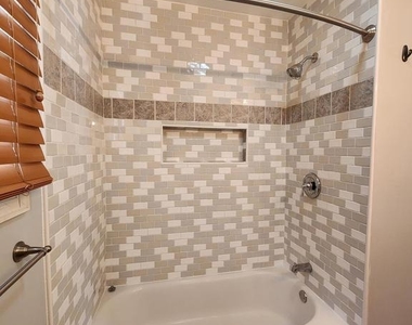 739 Stouffer Avenue - Photo Thumbnail 23