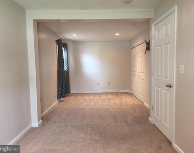 739 Stouffer Avenue - Photo Thumbnail 15