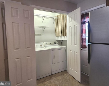 739 Stouffer Avenue - Photo Thumbnail 8