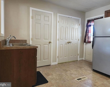739 Stouffer Avenue - Photo Thumbnail 6