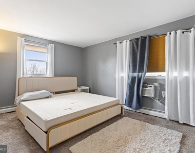 8115 W Chester Pike - Photo Thumbnail 7