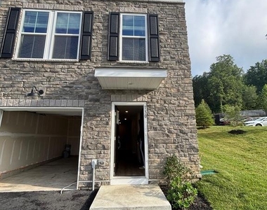 130 Abramo Victor Drive - Photo Thumbnail 1