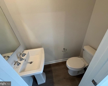 130 Abramo Victor Drive - Photo Thumbnail 16
