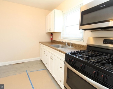 5623 Mitchell Road - Photo Thumbnail 7